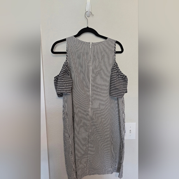 Loft Cold Shoulder Stripped Cotton Dress Size 6 - Picture 2 of 3